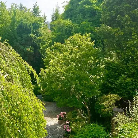 Aparthotel Studio 4*