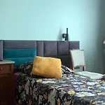 Aparthotel Studio 4*