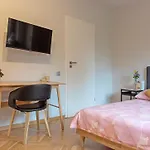 Aparthotel Studio Апарт-отель 4*