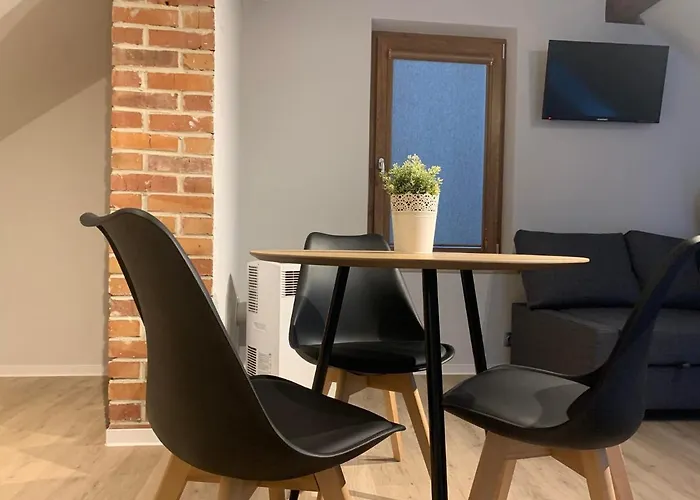 Aparthotel Studio 아파트호텔 4*