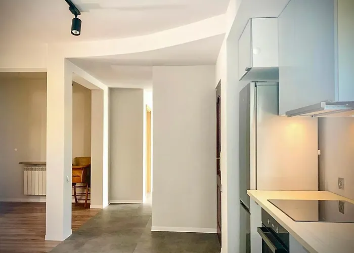 Aparthotel Studio 아파트호텔 4*