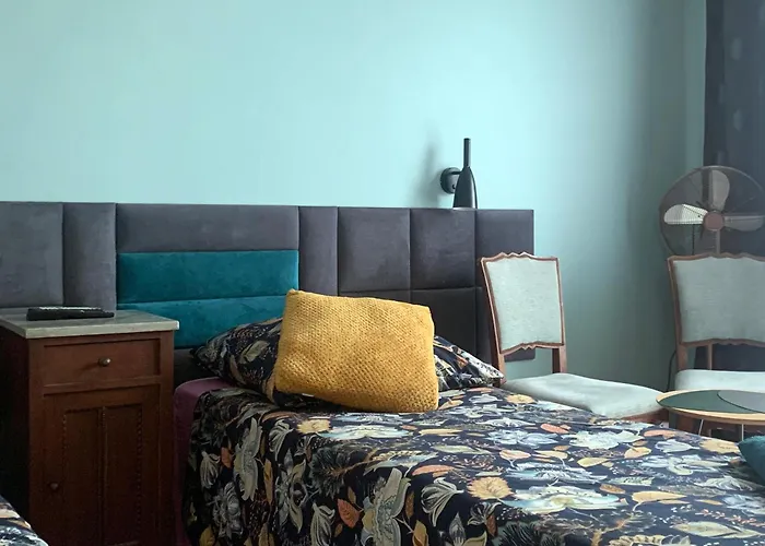 Aparthotel Studio 4*